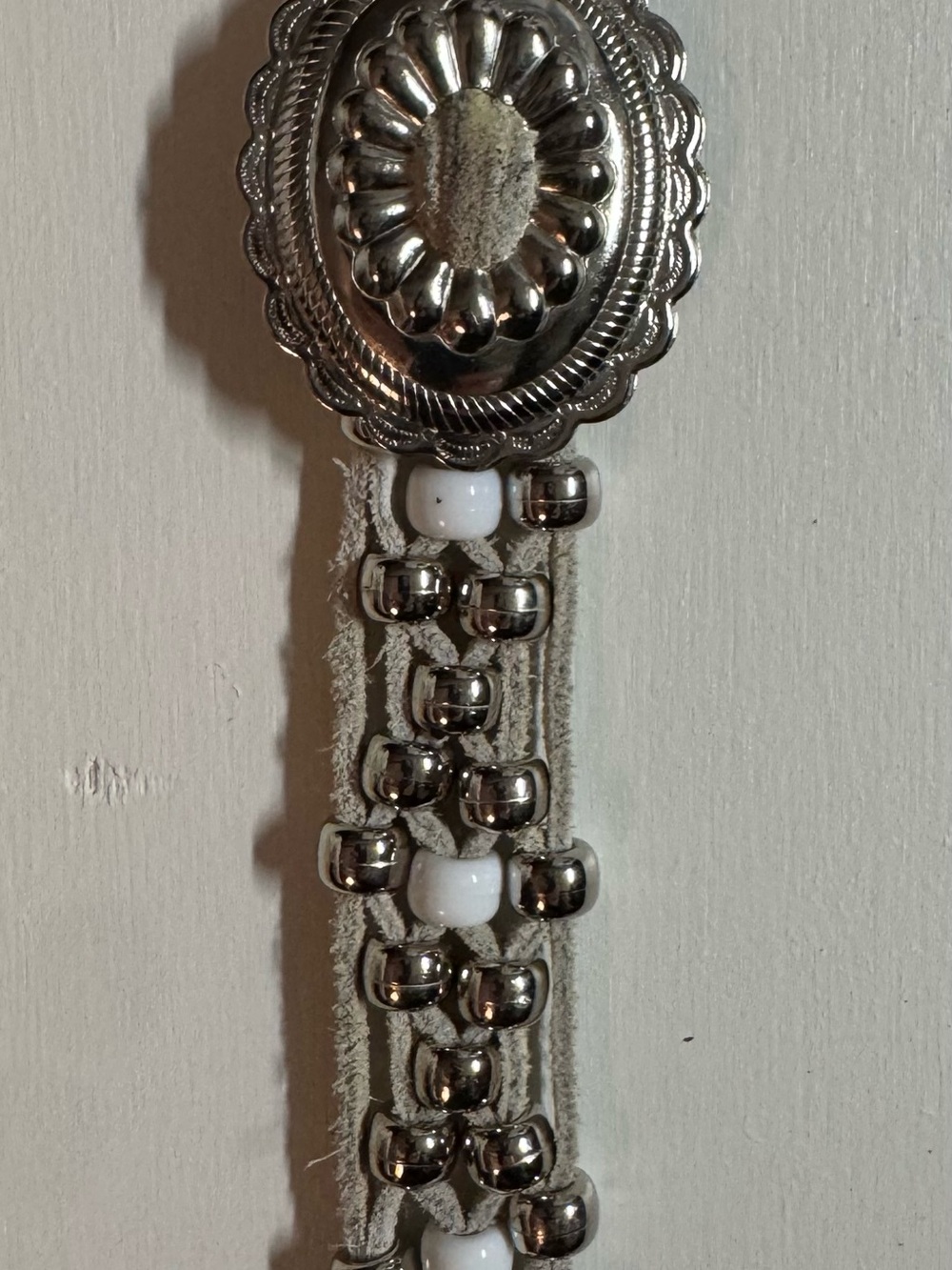 Source Unknown Silver and White Western Concho Belt Accent